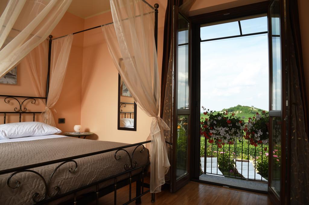 Villa Vecchio Castagnito Rom bilde